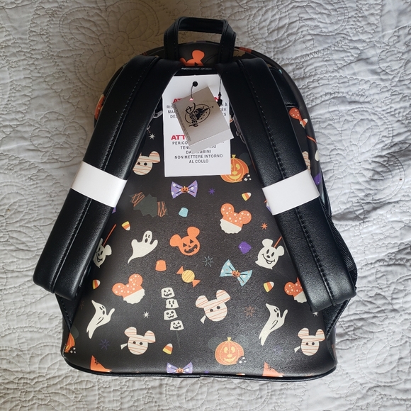 DISNEY Parks Loungefly Halloween Mickey Treats Snacks Backpack 2020 - Picture 3 of 7